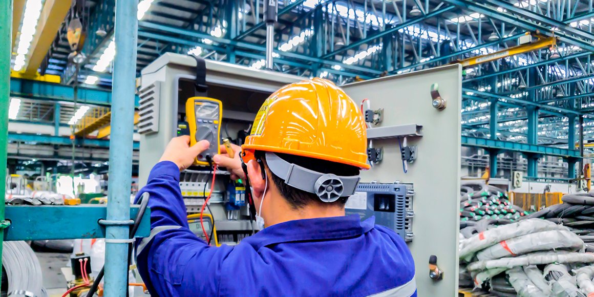 ESPECIFICACIONES TÉCNICAS DE MONTAJE Y DE EQUIPAMIENTO